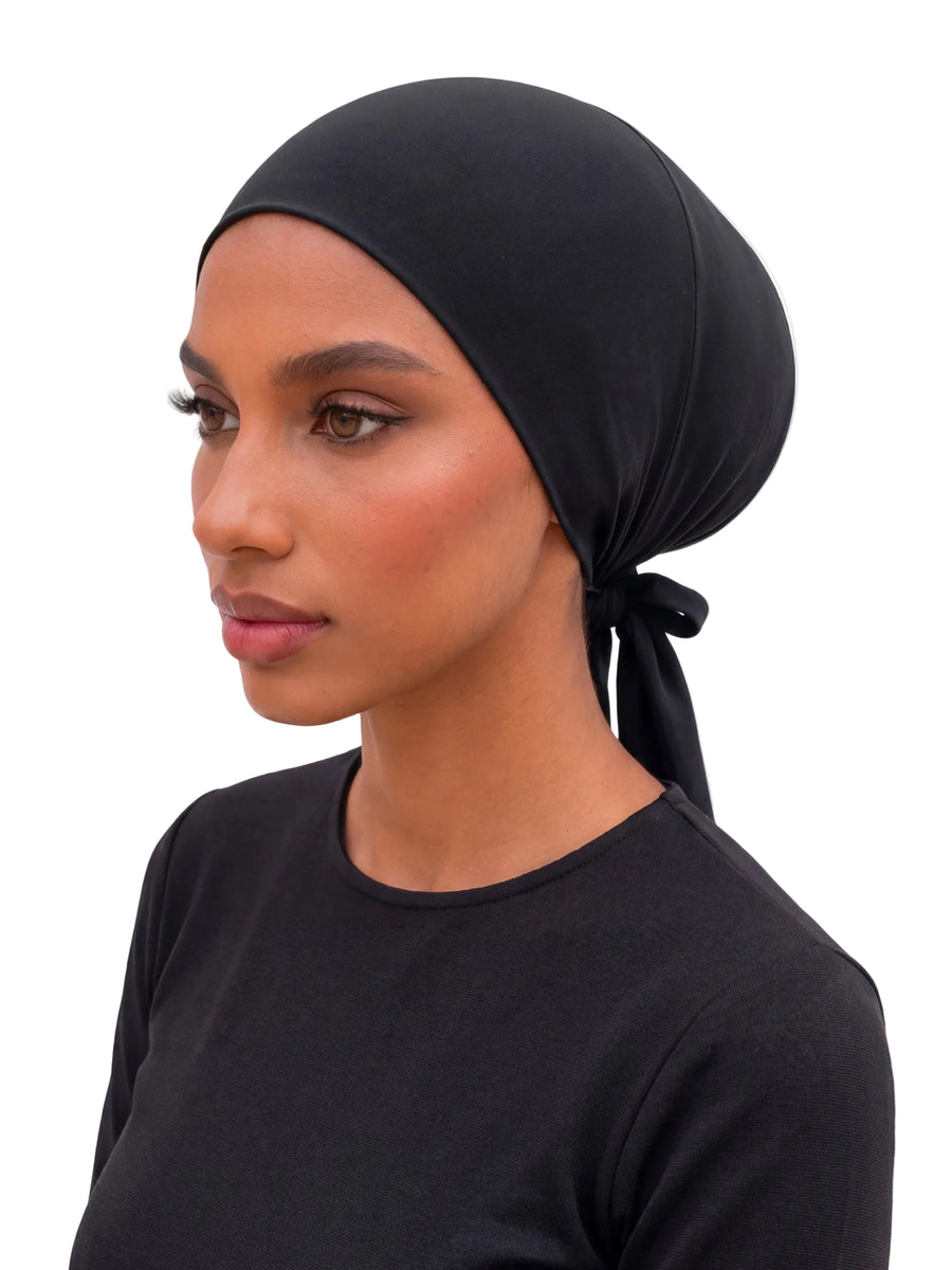 Sous-hijab satin noir, profil